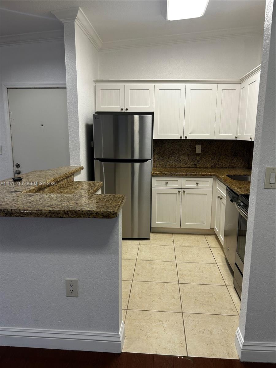 CARMEL AT THE CALIF CL CO - Residential