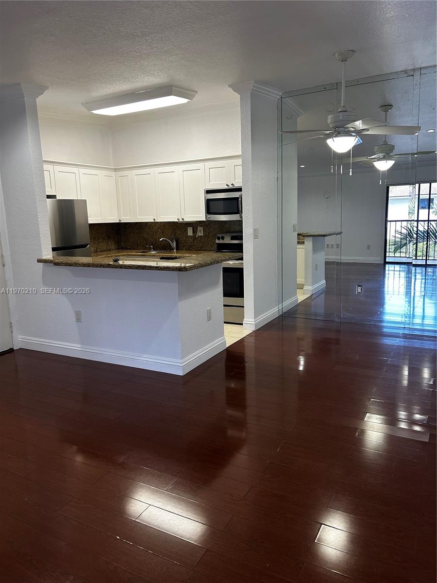 CARMEL AT THE CALIF CL CO - Residential