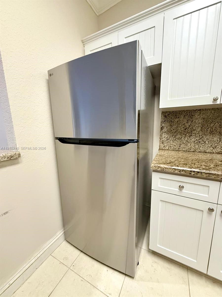 CARMEL AT THE CALIF CL CO - Residential