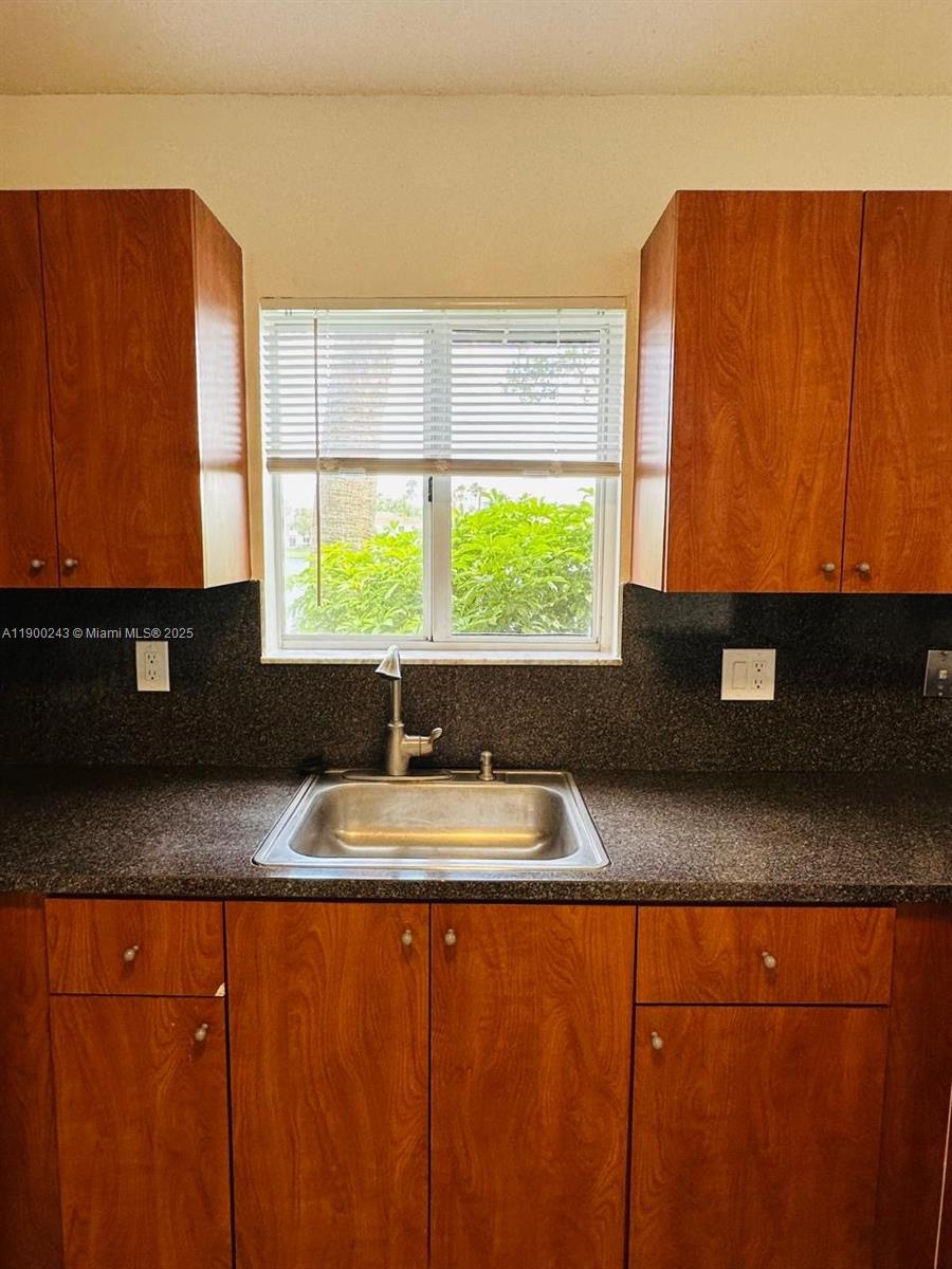 VENETIA GARDENS SOUTH CON - Residential