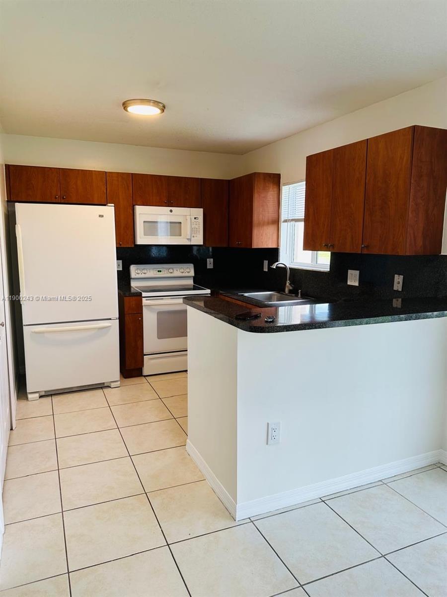 VENETIA GARDENS SOUTH CON - Residential