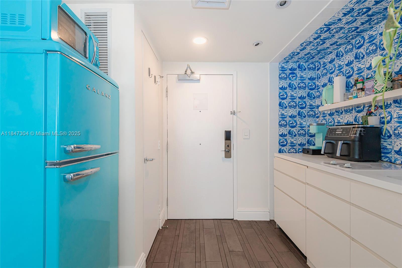 1100 WEST CONDO - Residential