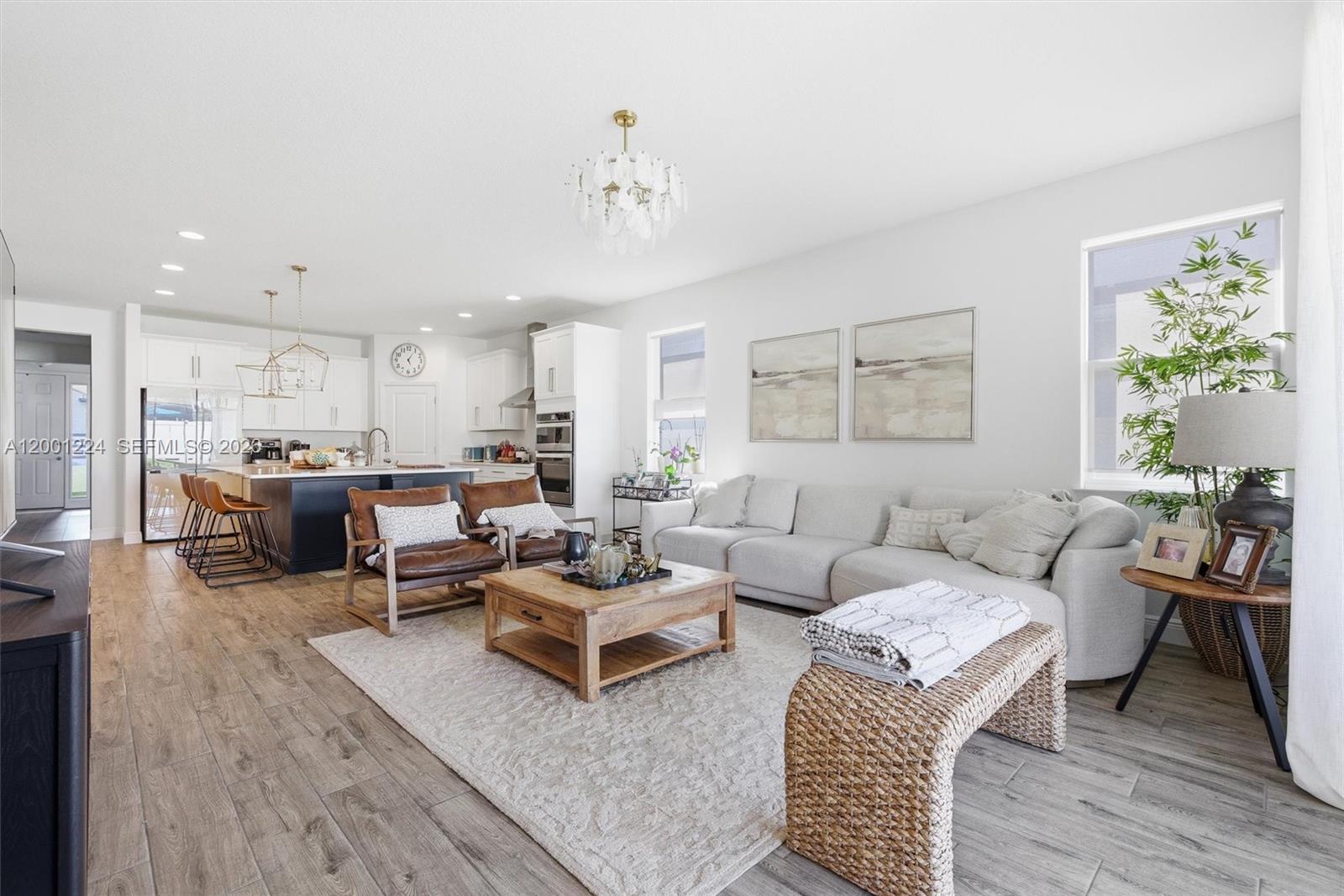 LAKESIDE AT HAMLIN - Residential