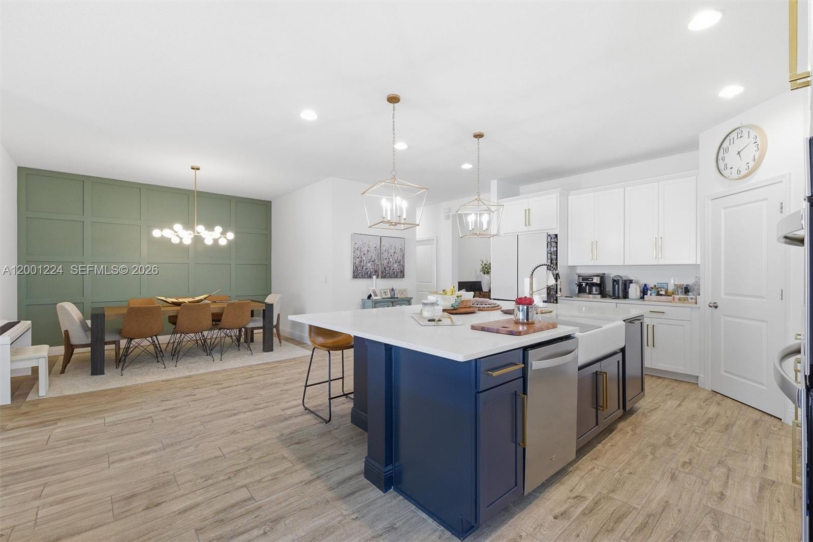 LAKESIDE AT HAMLIN - Residential