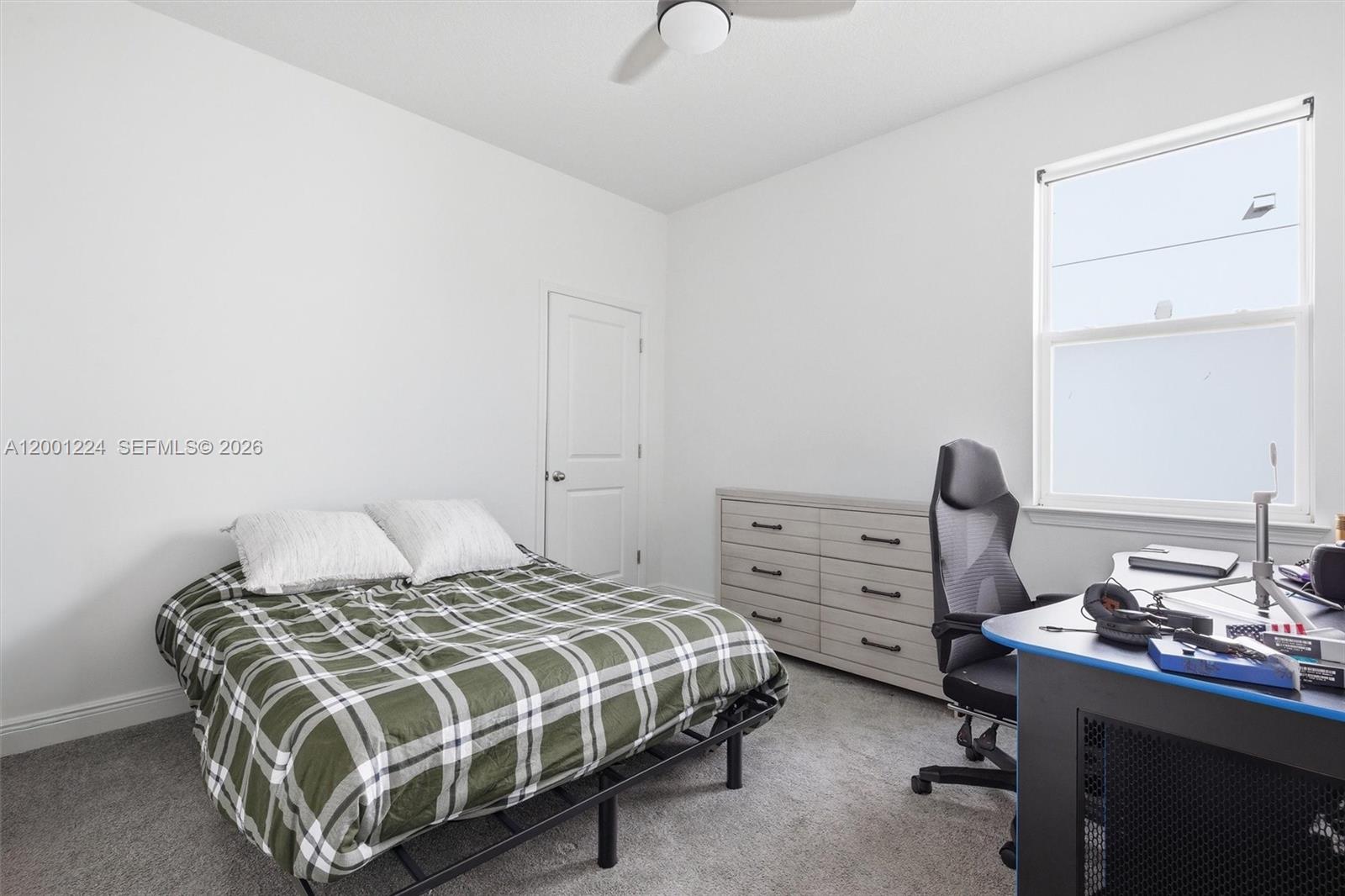 LAKESIDE AT HAMLIN - Residential