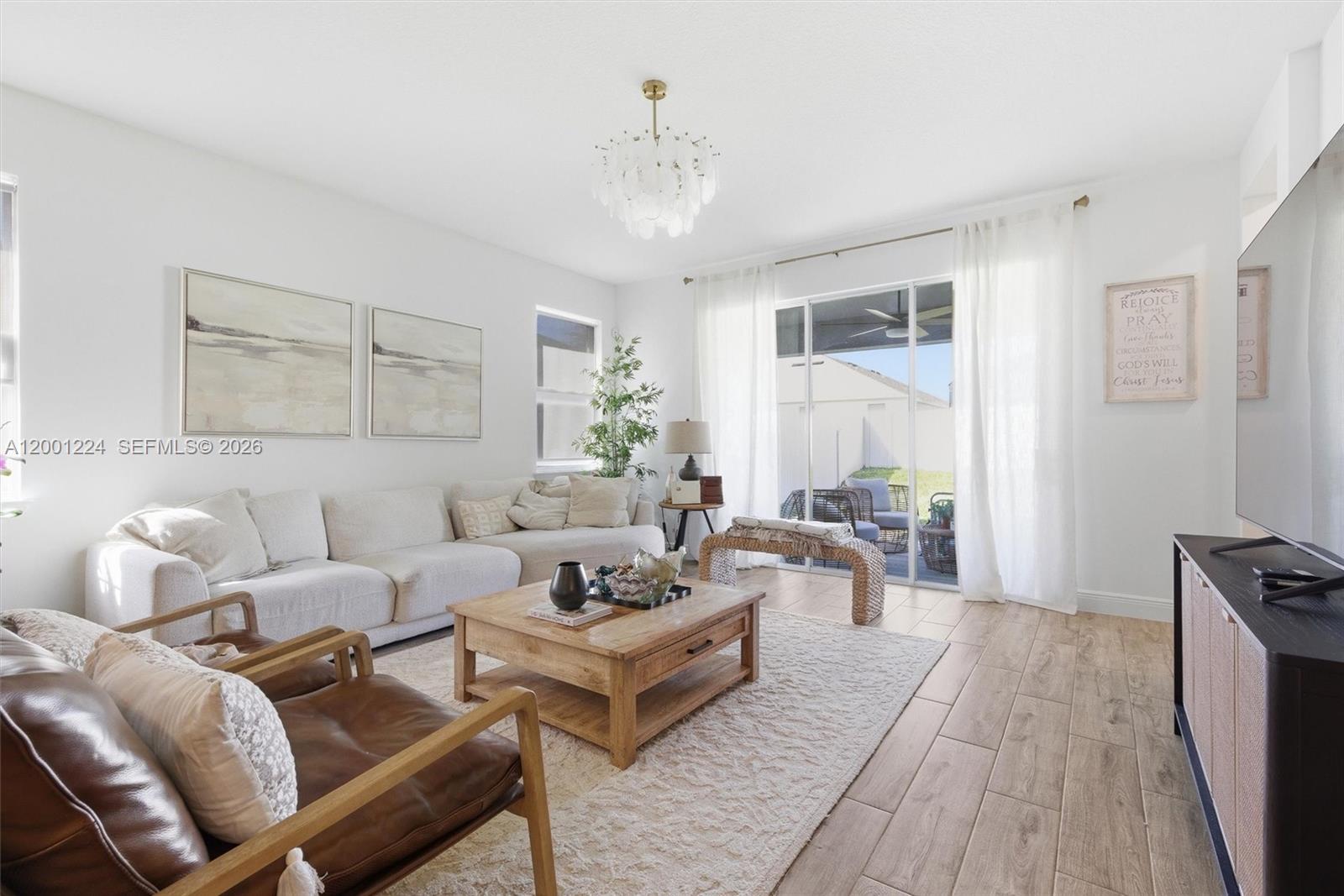 LAKESIDE AT HAMLIN - Residential