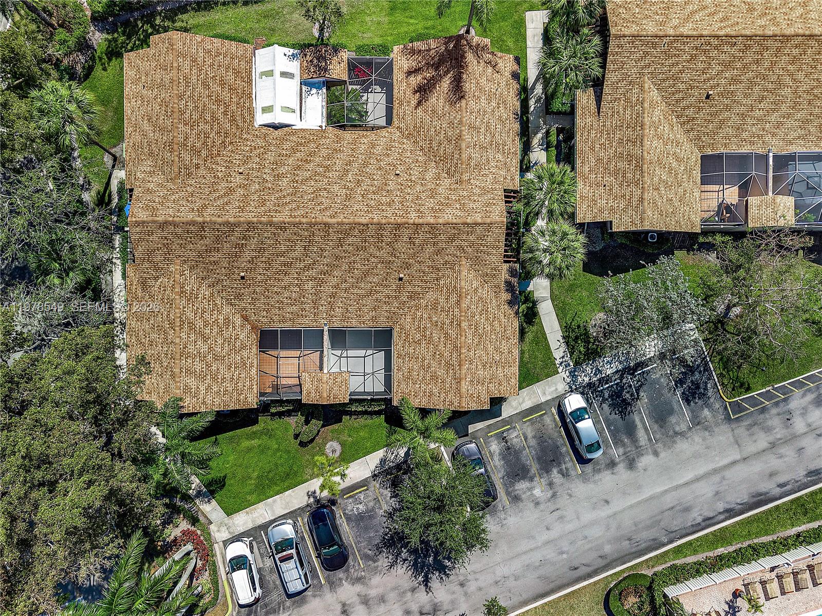 APPLEWOOD VILLAGE I-C CON - Residential