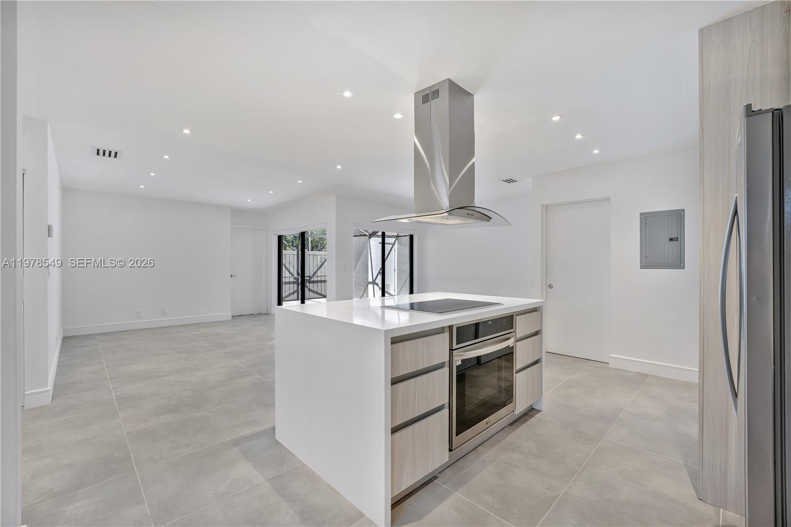 APPLEWOOD VILLAGE I-C CON - Residential