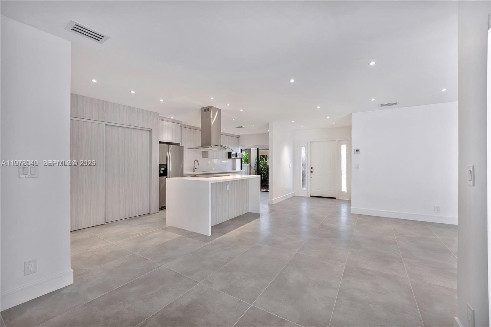 APPLEWOOD VILLAGE I-C CON - Residential