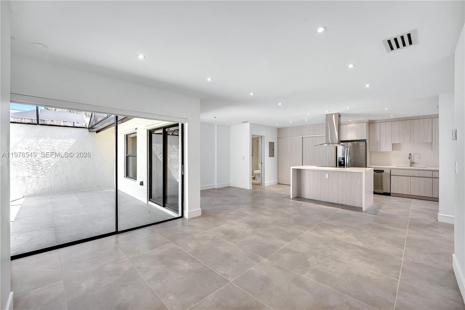 APPLEWOOD VILLAGE I-C CON - Residential