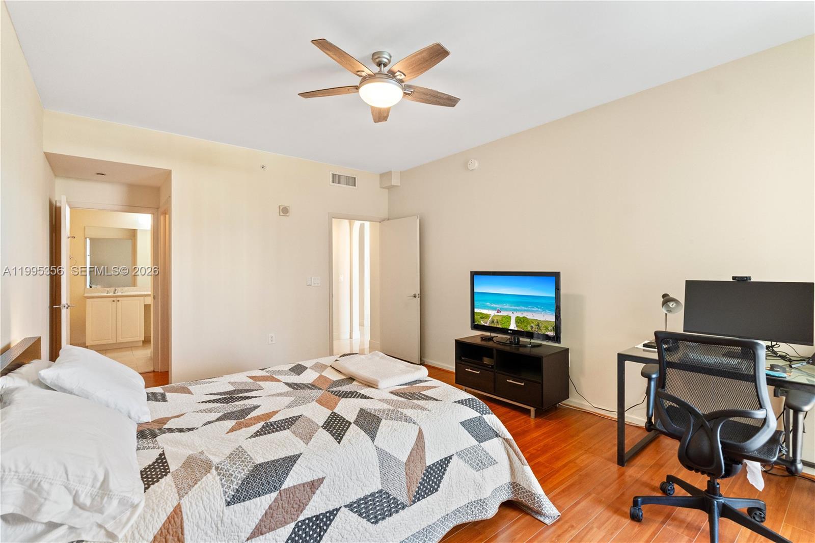 AVENTURA MARINA CONDO NUM - Residential