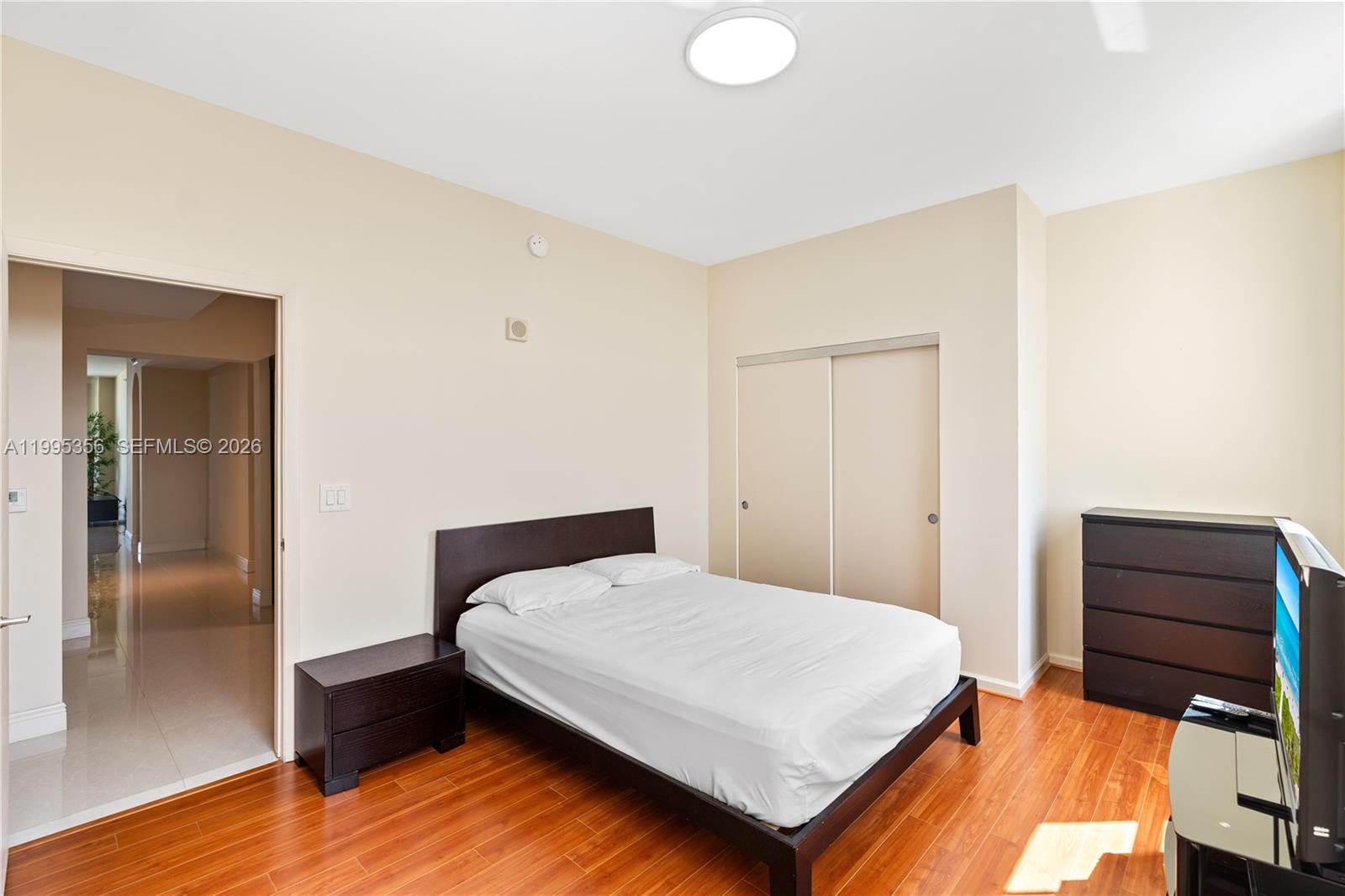 AVENTURA MARINA CONDO NUM - Residential