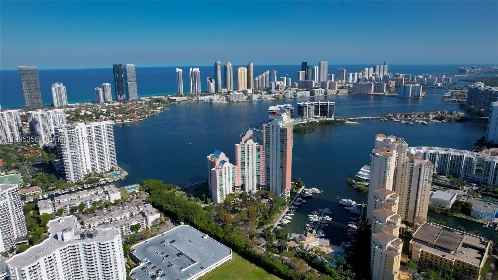 AVENTURA MARINA CONDO NUM - Residential