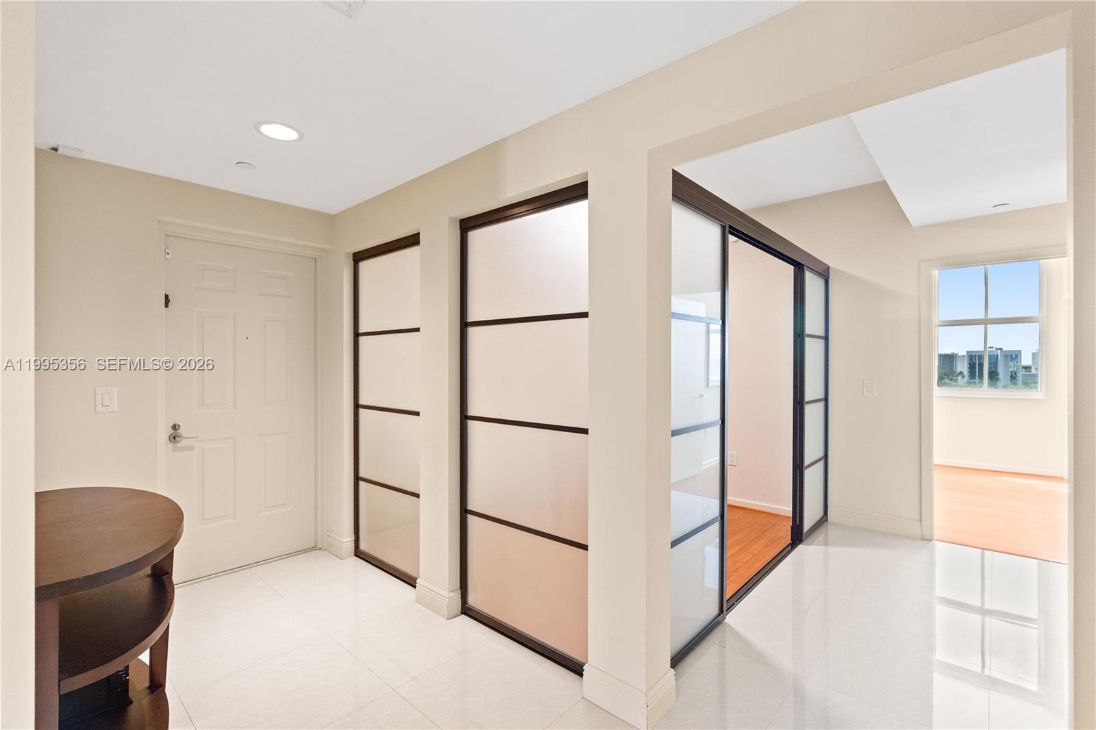 AVENTURA MARINA CONDO NUM - Residential