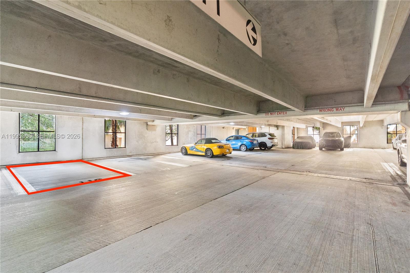 AVENTURA MARINA CONDO NUM - Residential