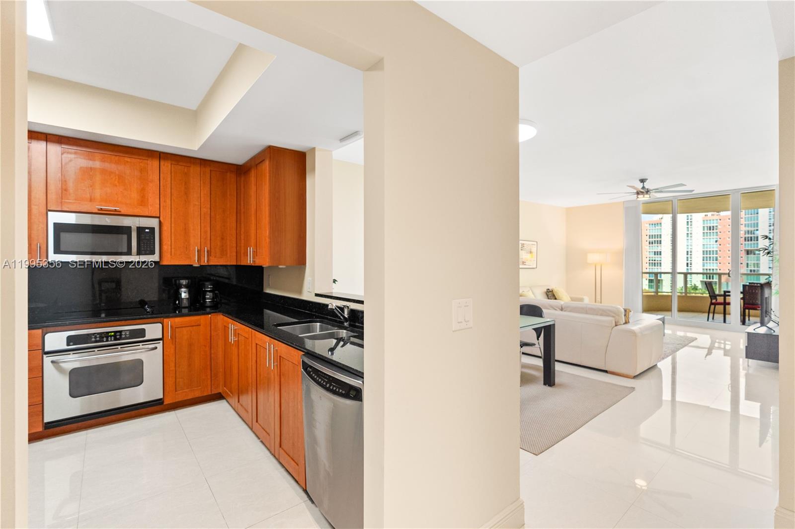 AVENTURA MARINA CONDO NUM - Residential