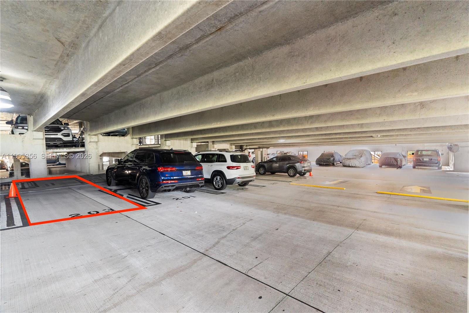 AVENTURA MARINA CONDO NUM - Residential