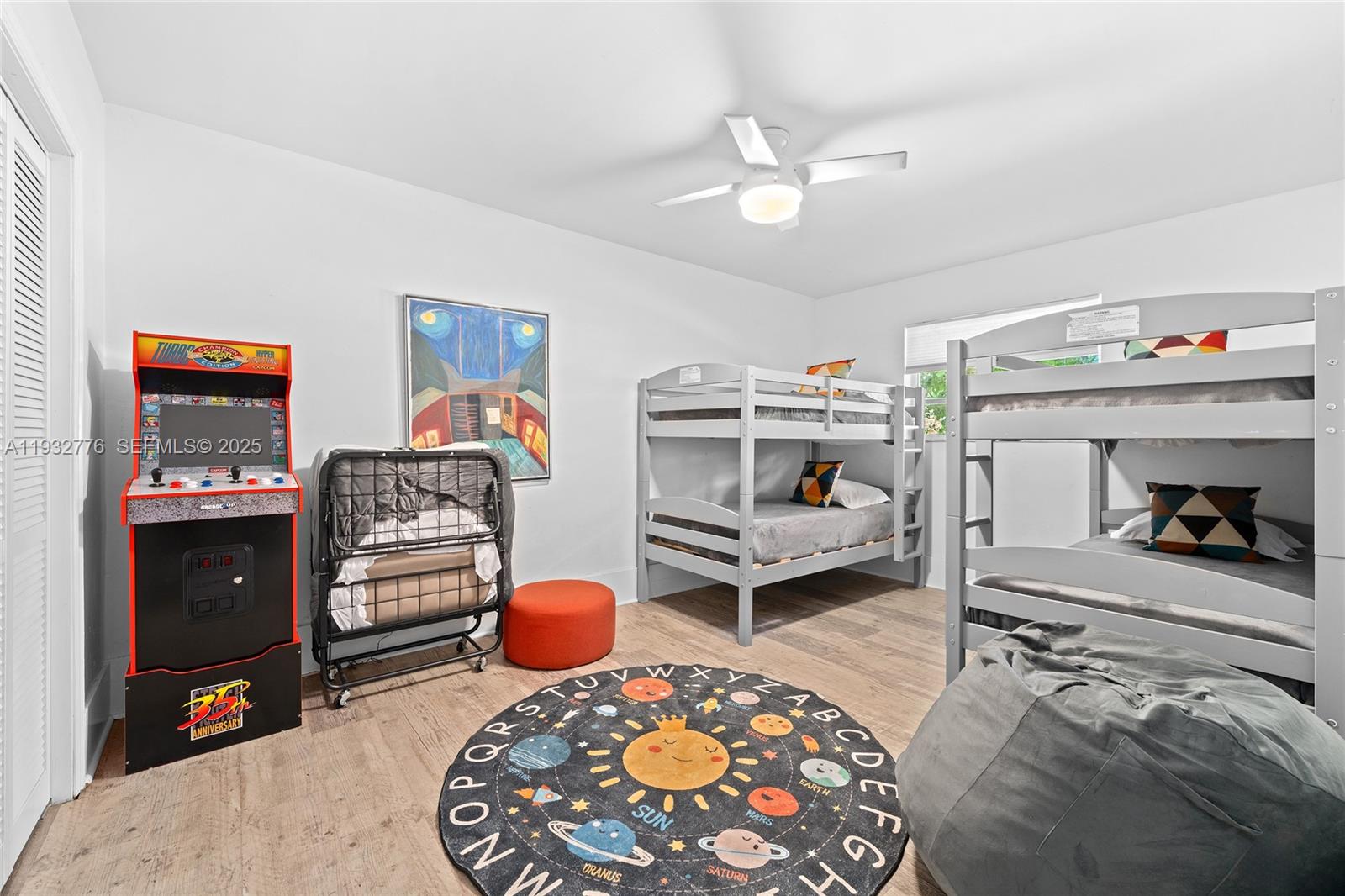 GOLDEN GLADES - Residential