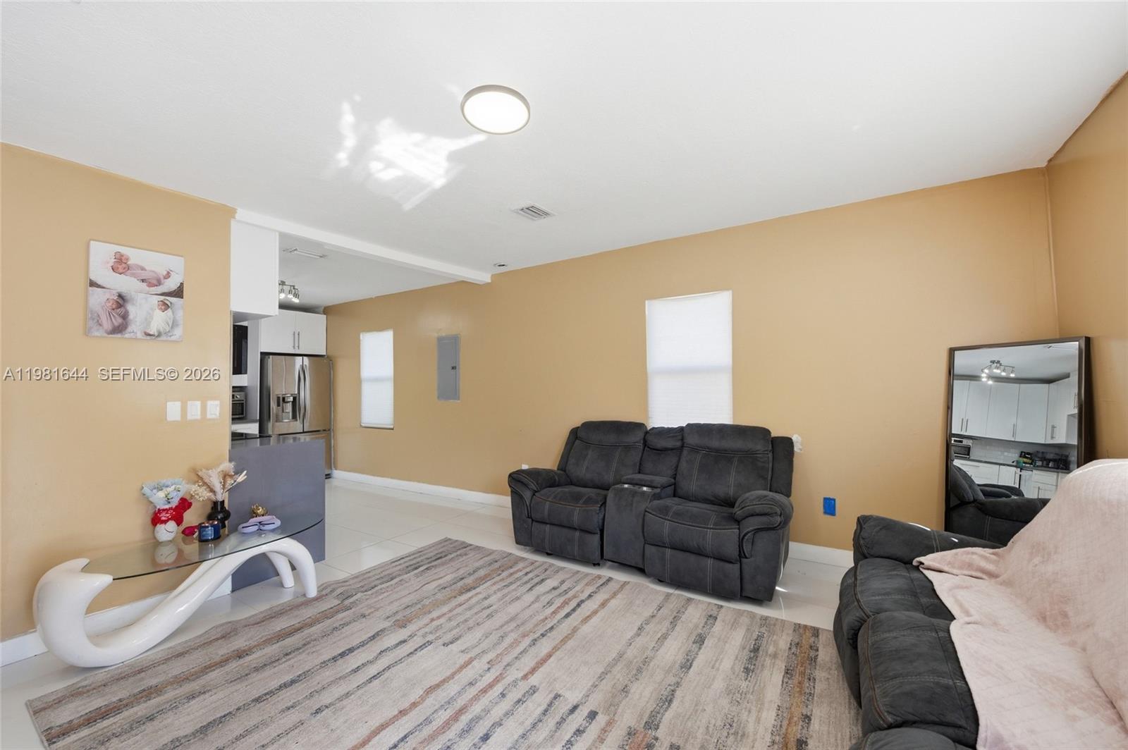 COTTAGE VILLA TRACK - Residential Income