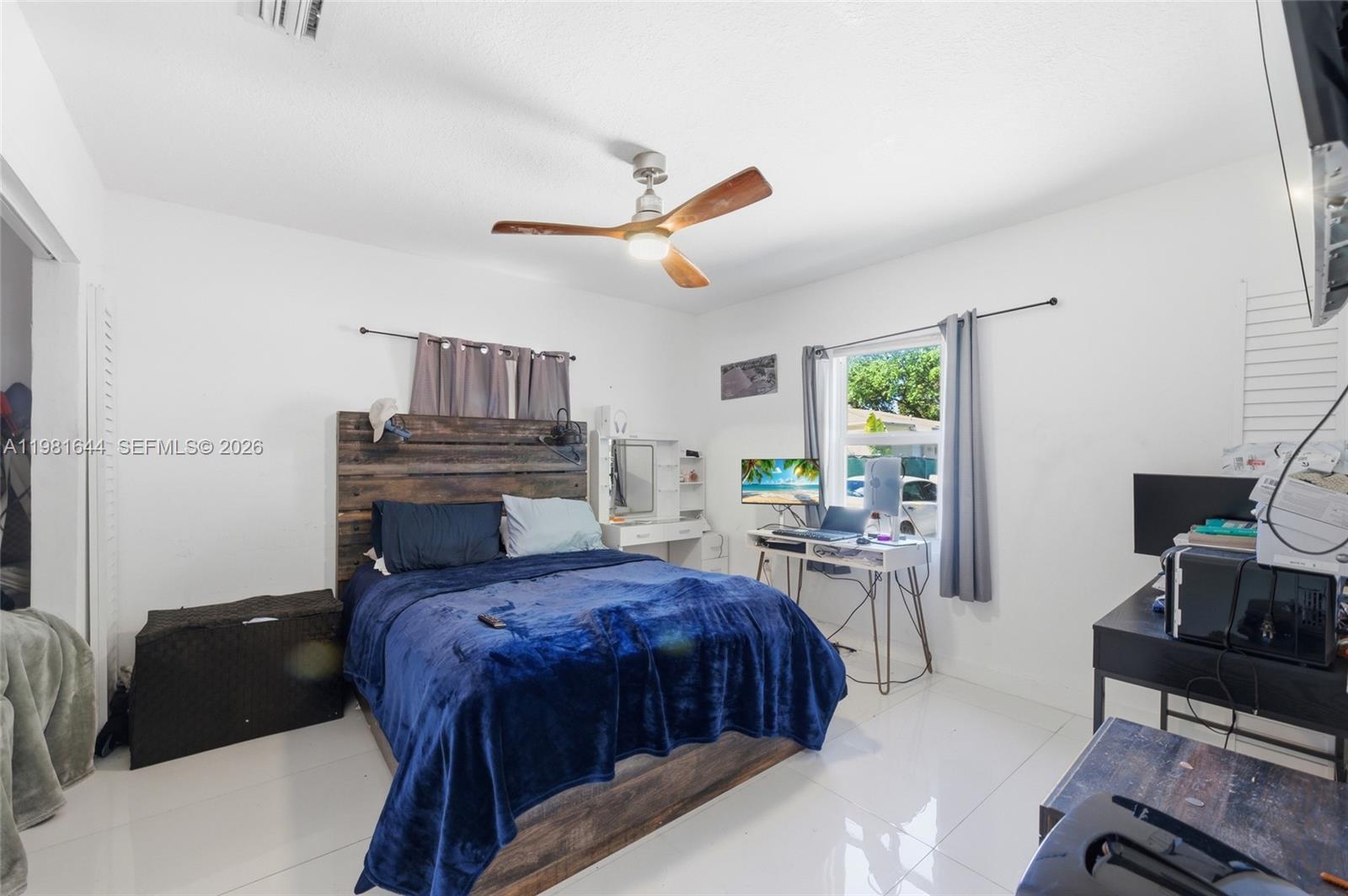 COTTAGE VILLA TRACK - Residential Income