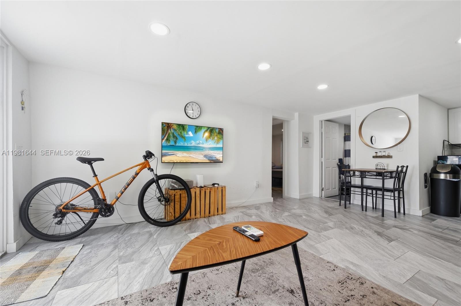 COTTAGE VILLA TRACK - Residential Income