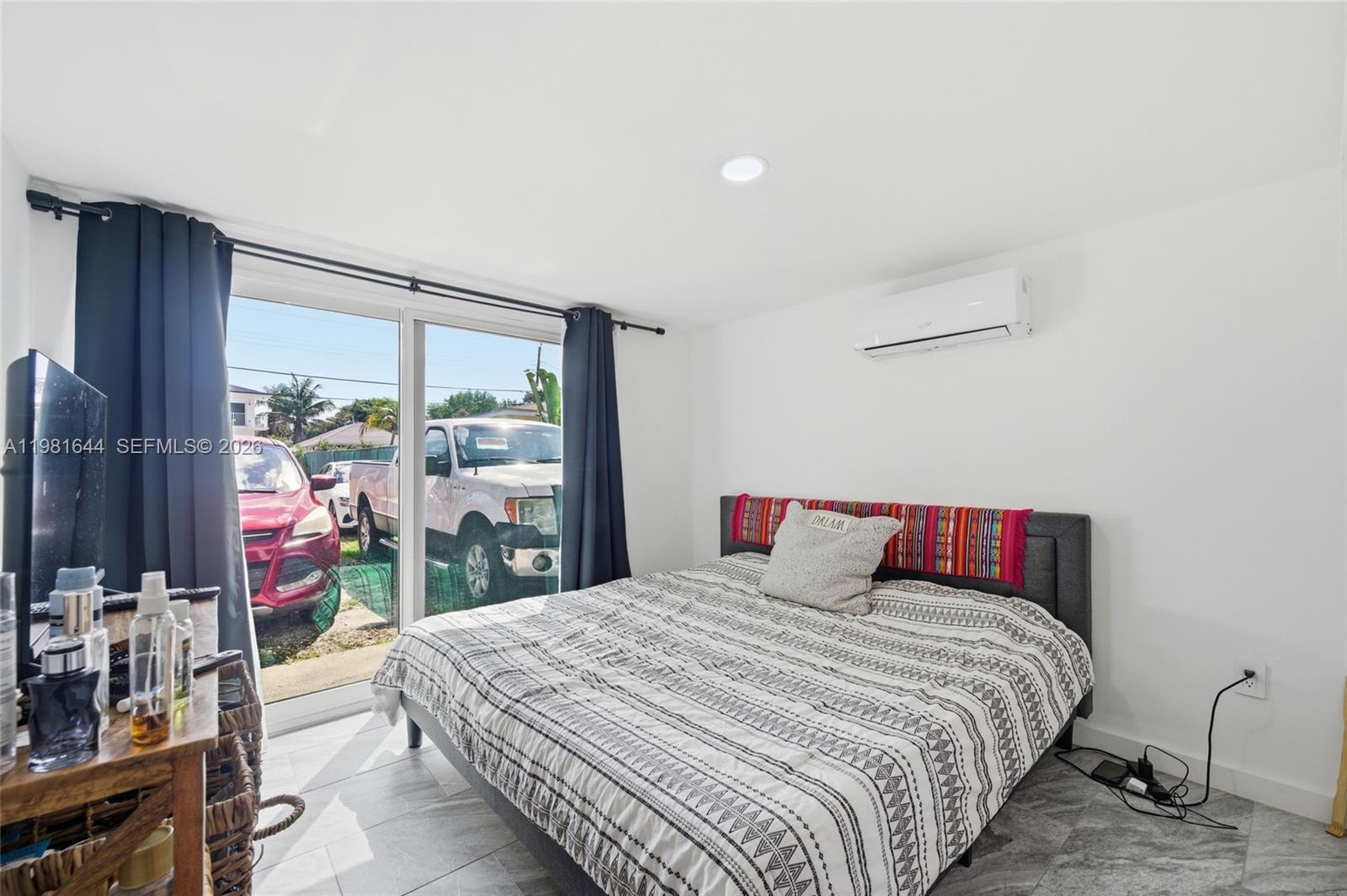 COTTAGE VILLA TRACK - Residential Income