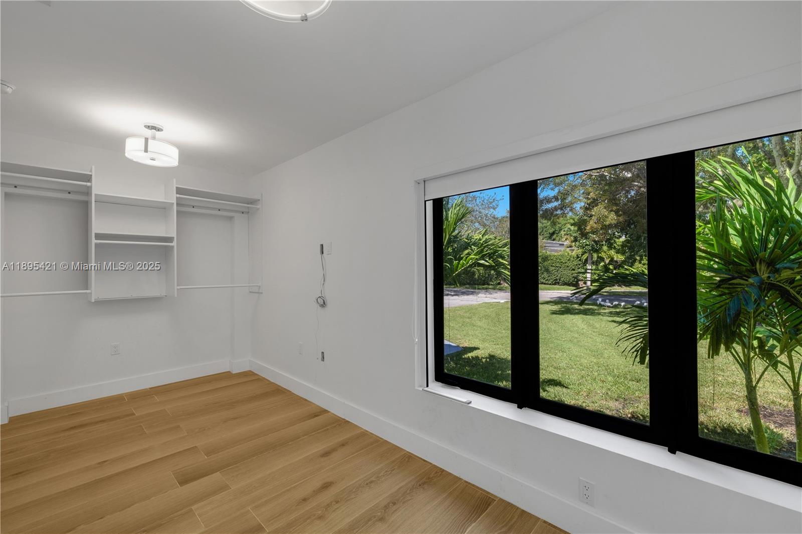 MIAMI SHORES SEC 8 REV - Residential