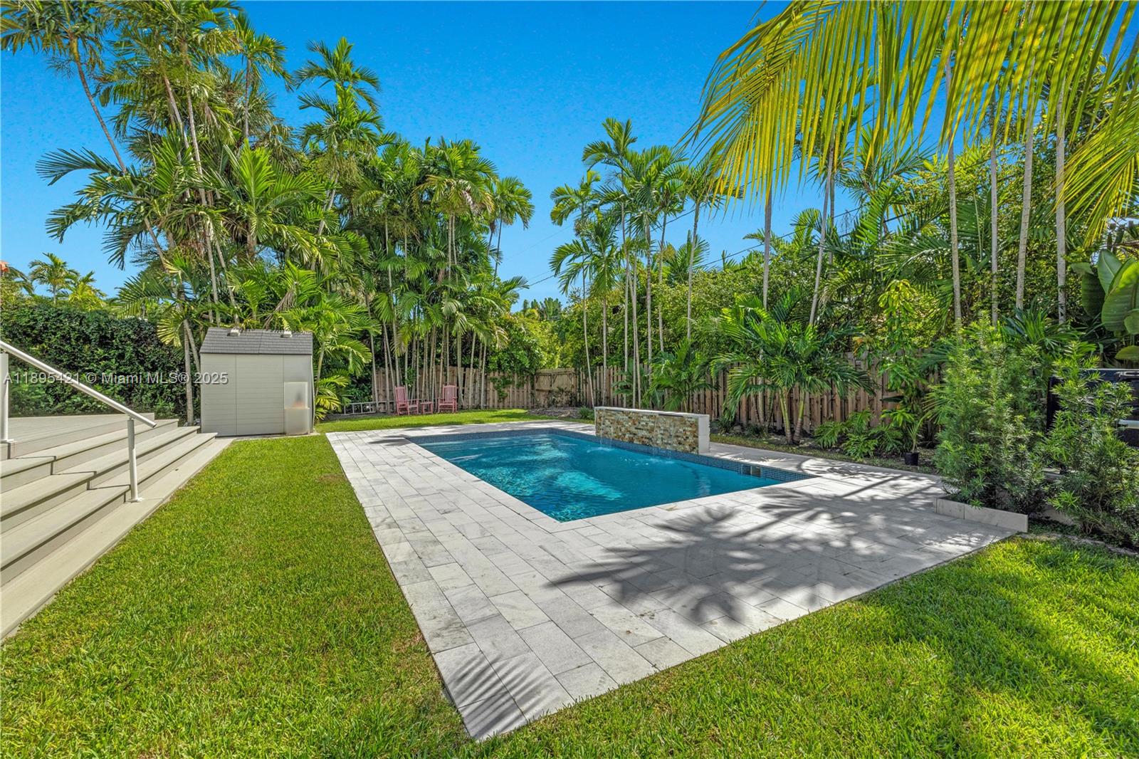 MIAMI SHORES SEC 8 REV - Residential