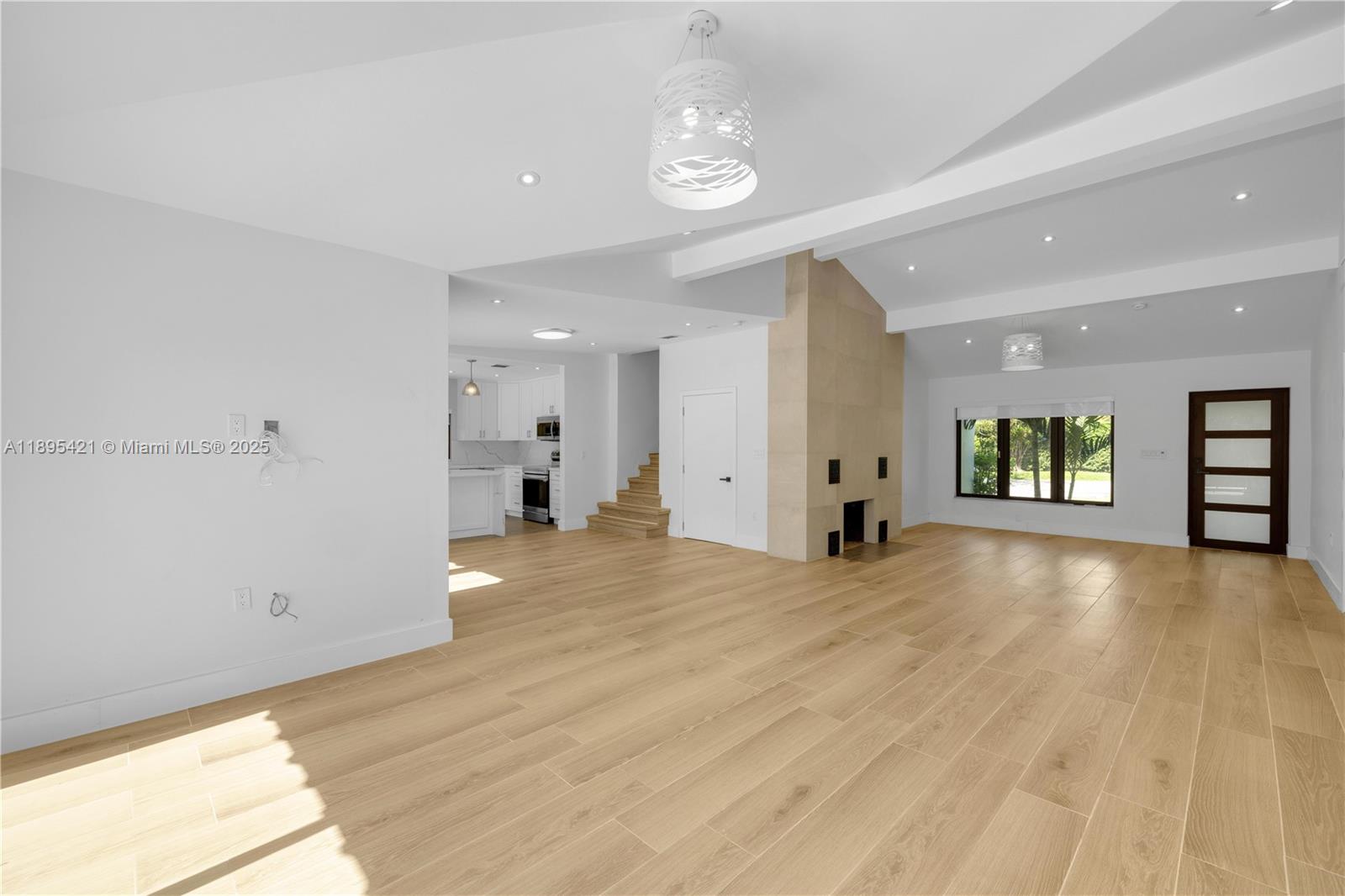 MIAMI SHORES SEC 8 REV - Residential