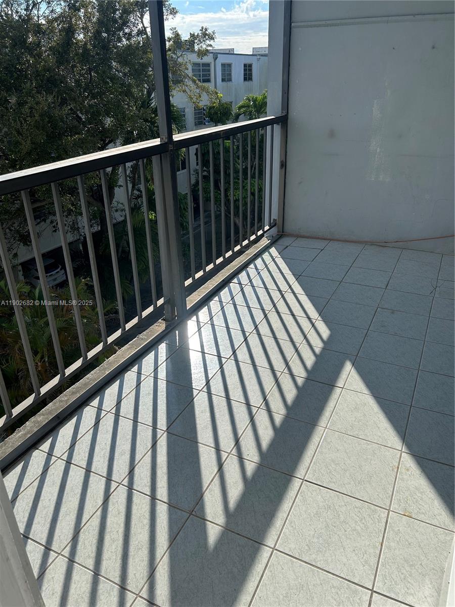 WINDWARD II CONDO - Residential Lease