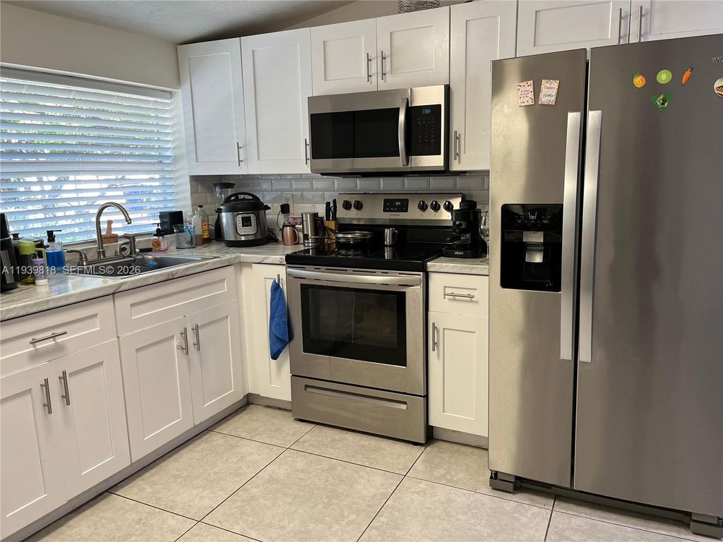 Photo of 2116 Monroe Ter, Hollywood, FL 33020 (MLS # A11939818)