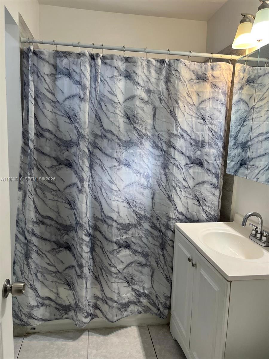 HARRIS ESTATES - Residential