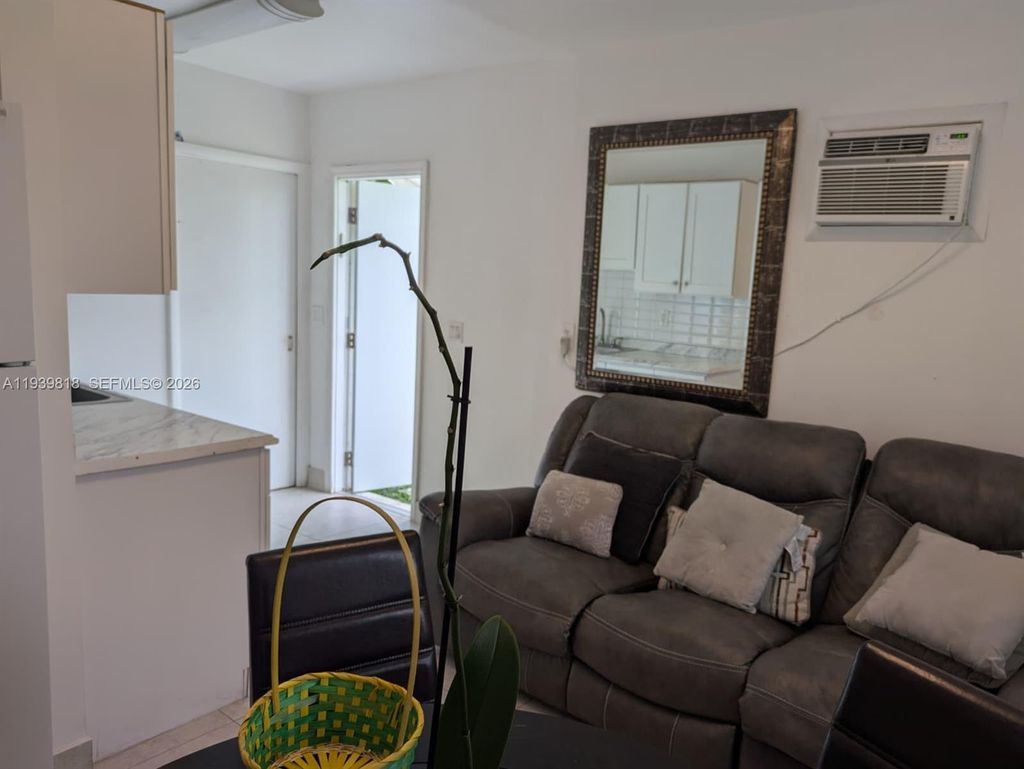 Photo of 2116 Monroe Ter, Hollywood, FL 33020 (MLS # A11939818)