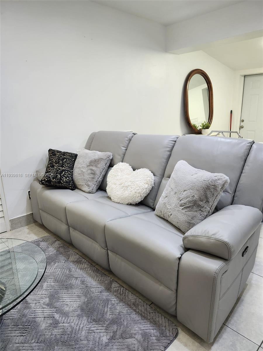 HARRIS ESTATES - Residential