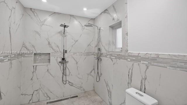 COUNTRY CLUB ESTATES SEC - Residential