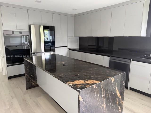 COUNTRY CLUB ESTATES SEC - Residential