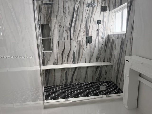 COUNTRY CLUB ESTATES SEC - Residential