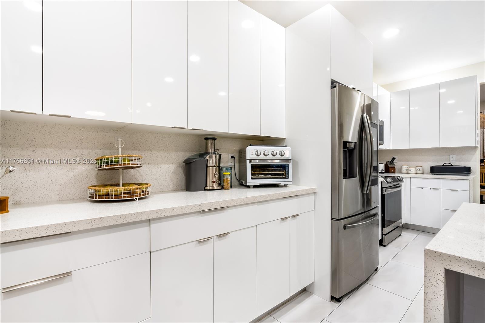 AB AT TAMIAMI TRAIL PHASE - Residential