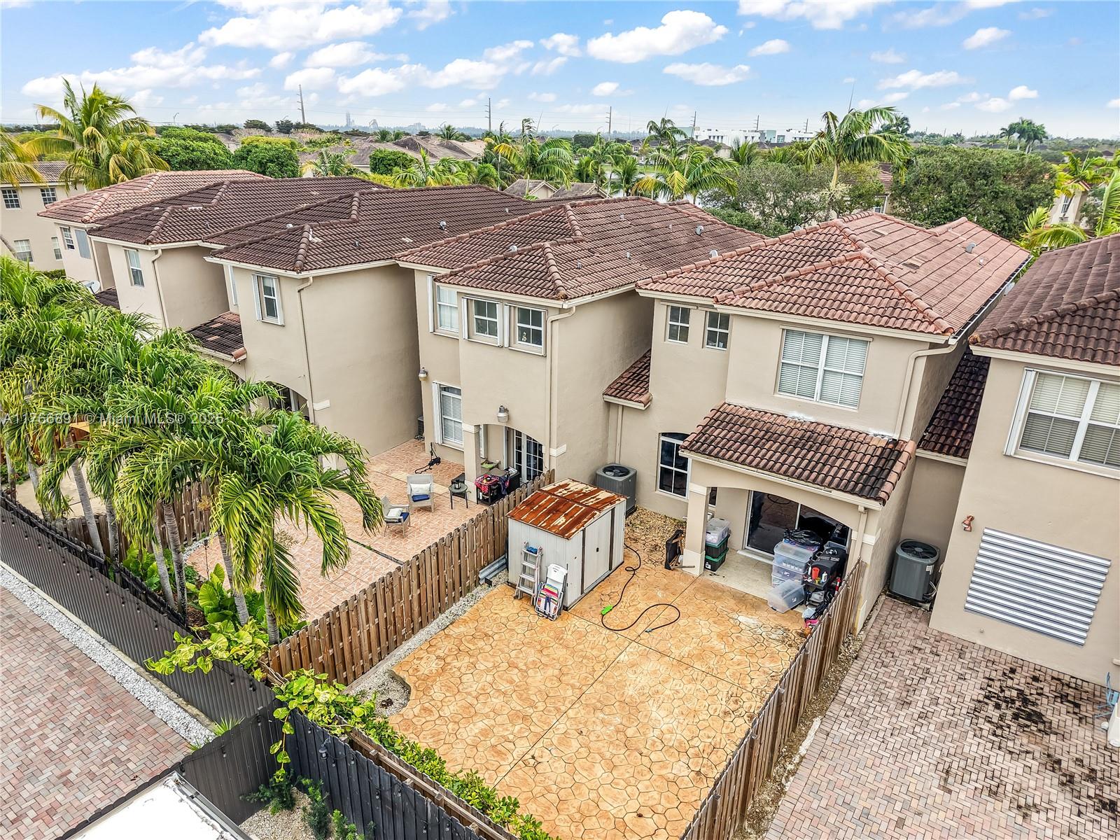 AB AT TAMIAMI TRAIL PHASE - Residential