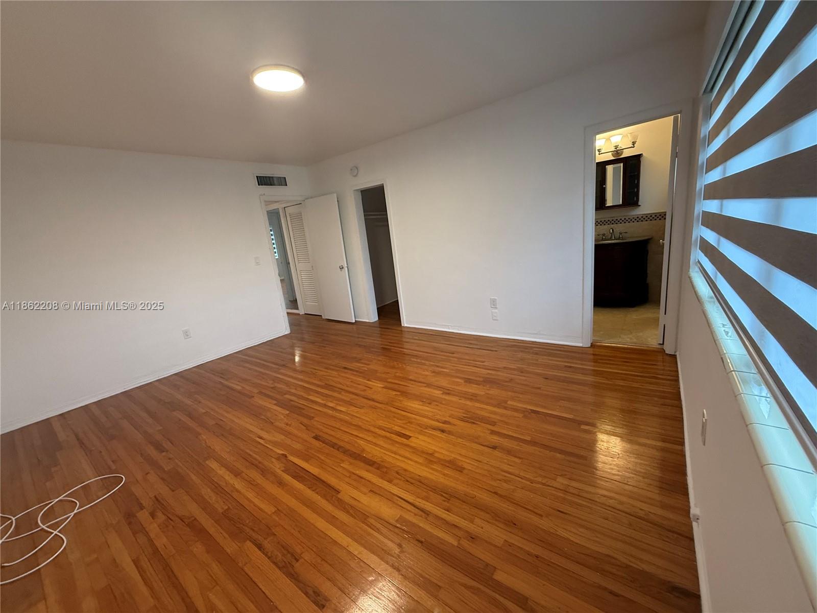 1101 CONDO - Residential Lease
