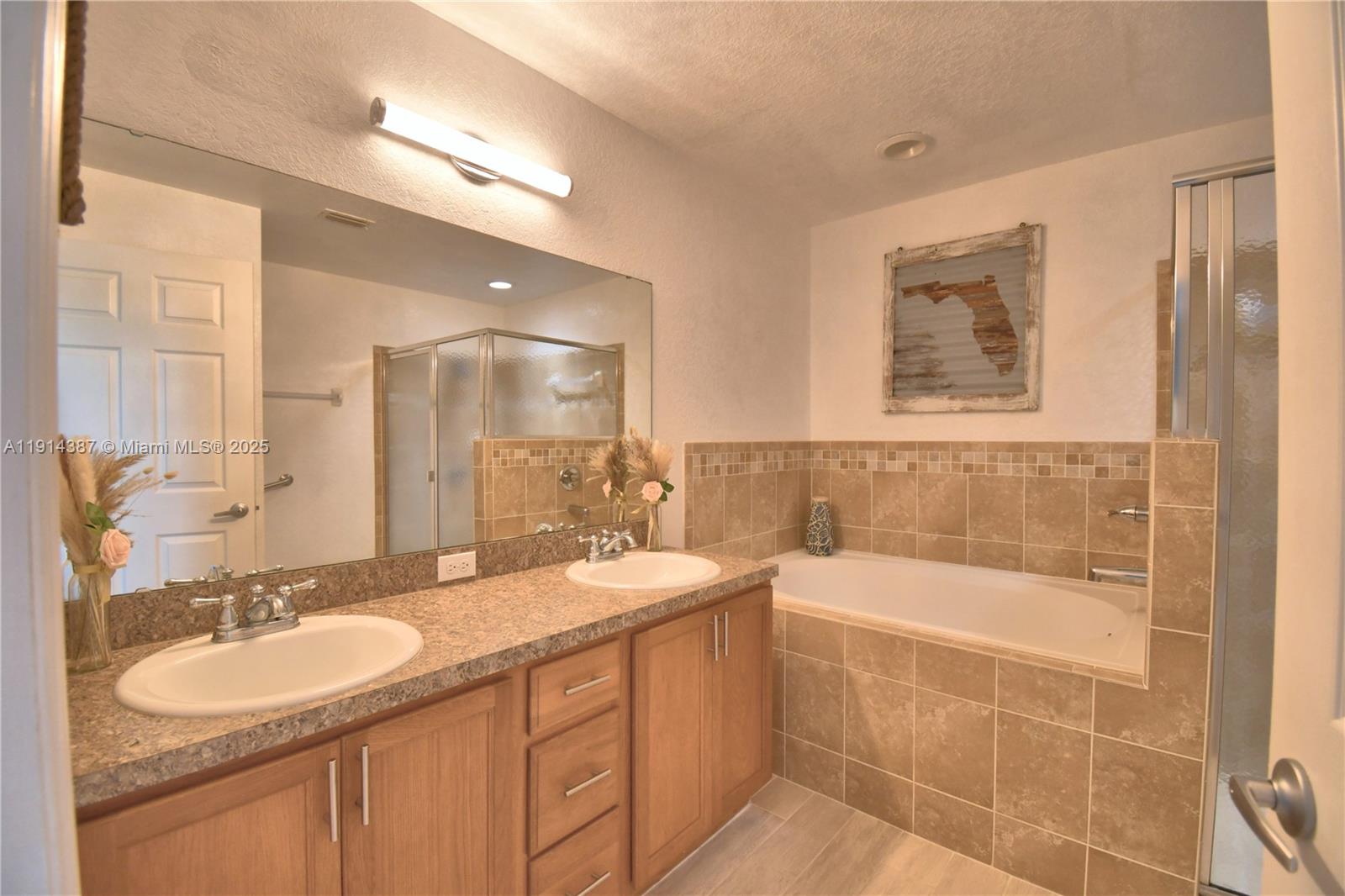 Mandolin 02 - Residential