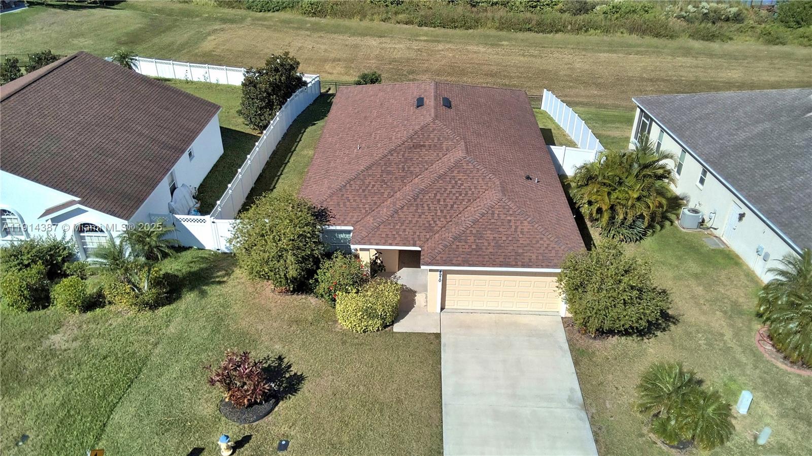 Mandolin 02 - Residential