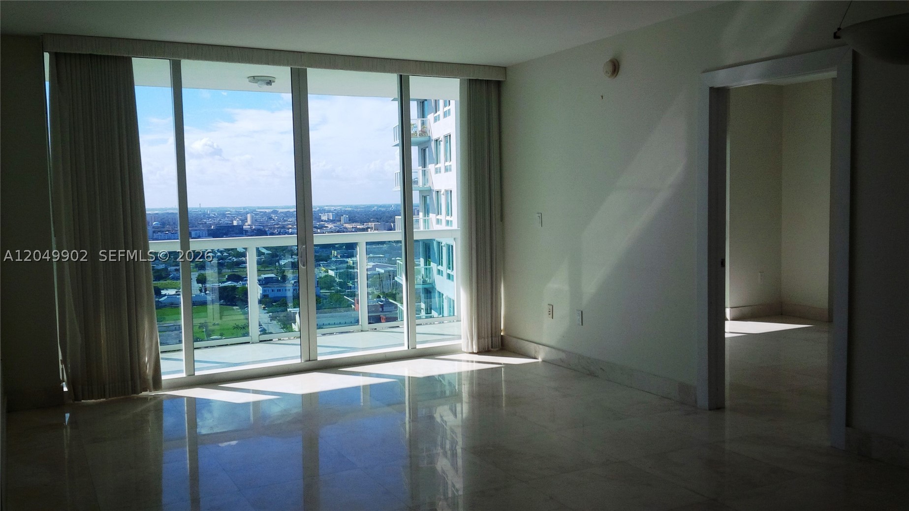 1800 N Bayshore Dr 3310