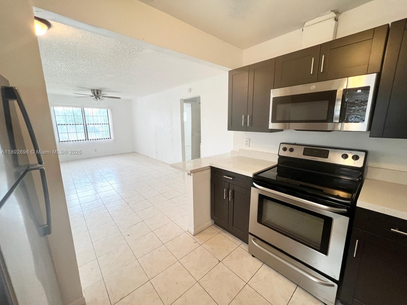 LINTON RIDGE CONDO - Residential Lease
