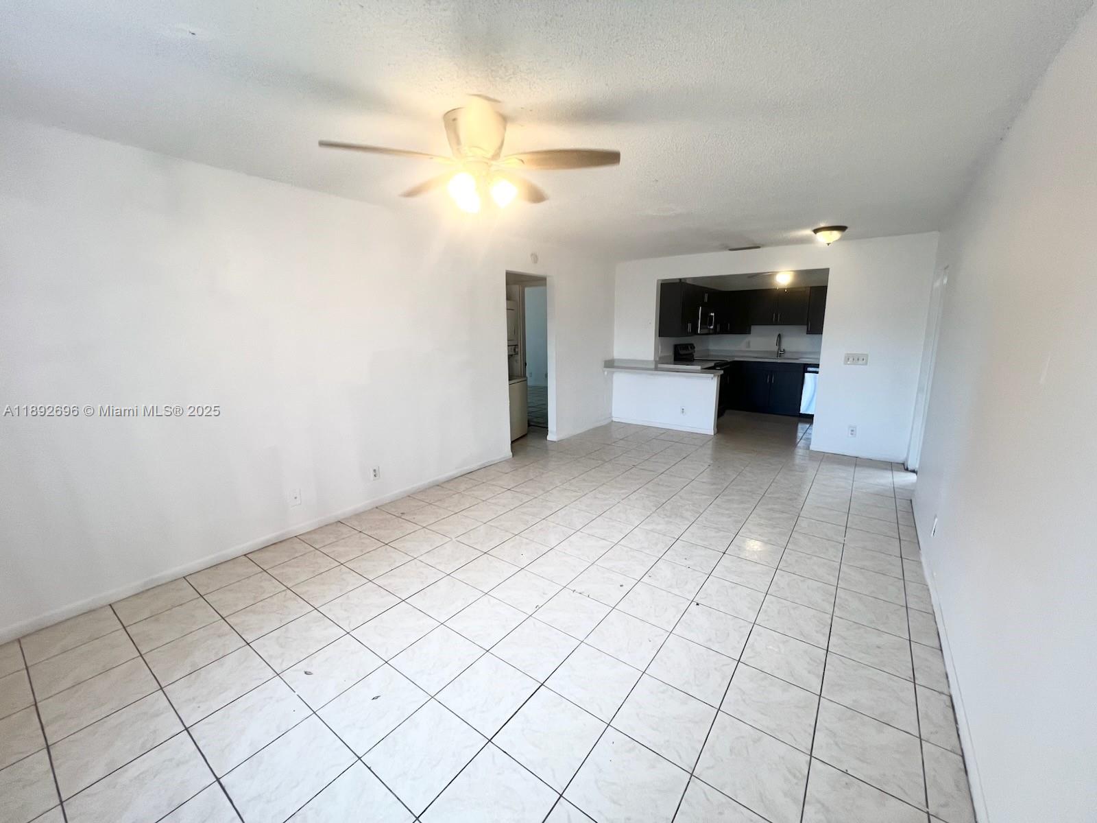 LINTON RIDGE CONDO - Residential Lease