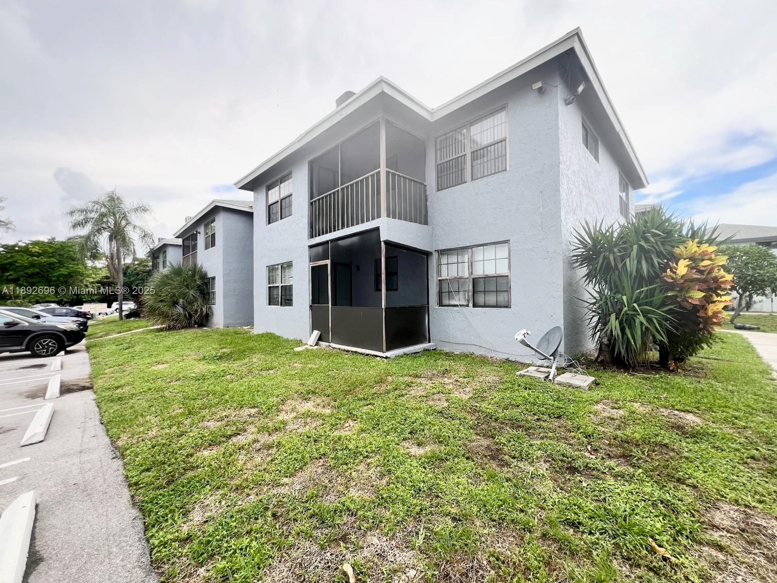 LINTON RIDGE CONDO - Residential Lease