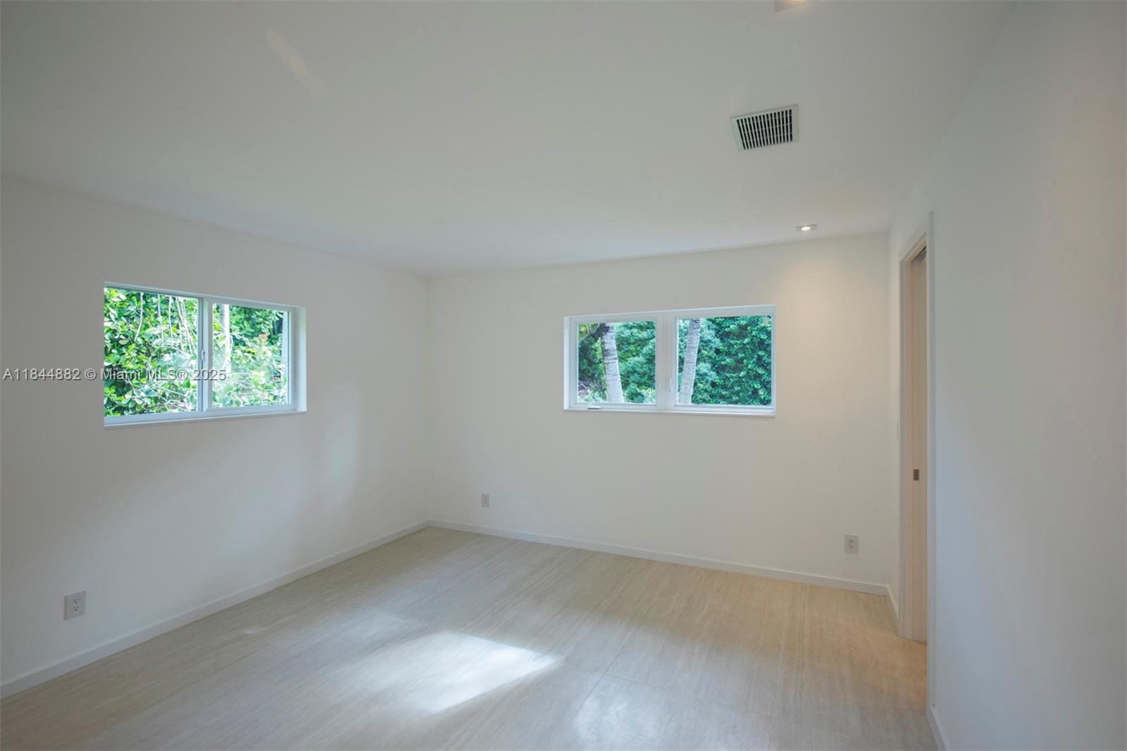 SANS SOUCI REV & AMD - Residential Lease