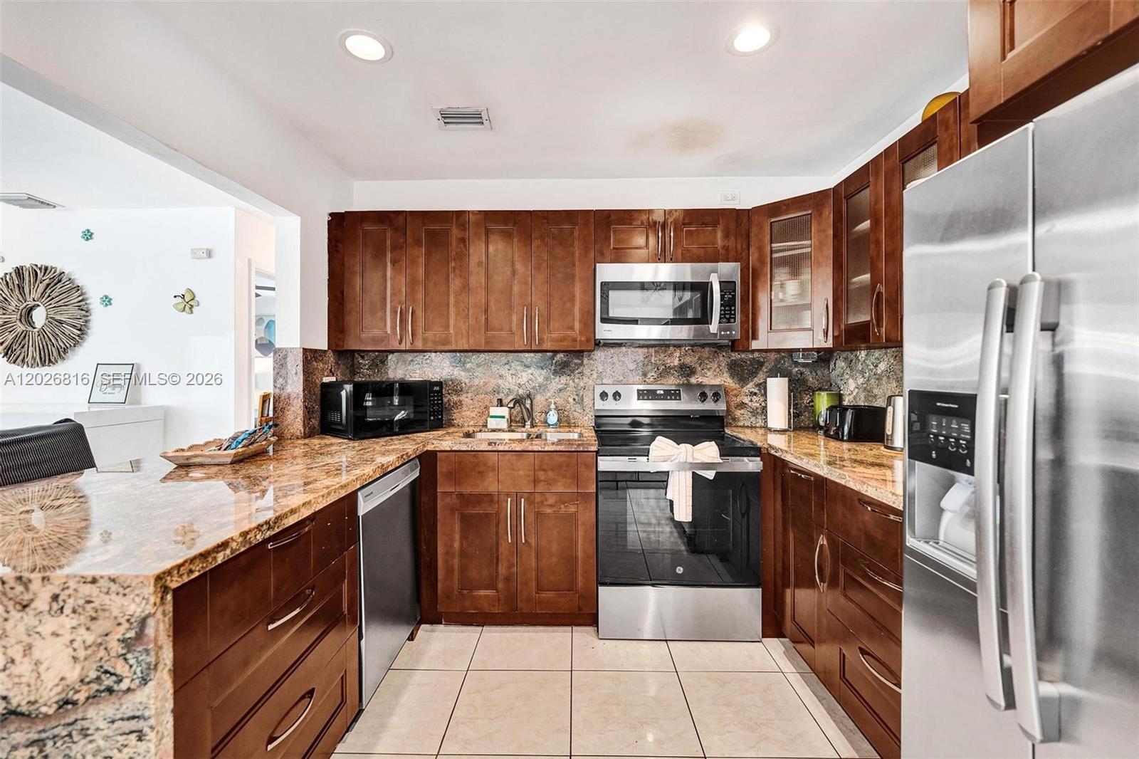 712 SW 7th terr