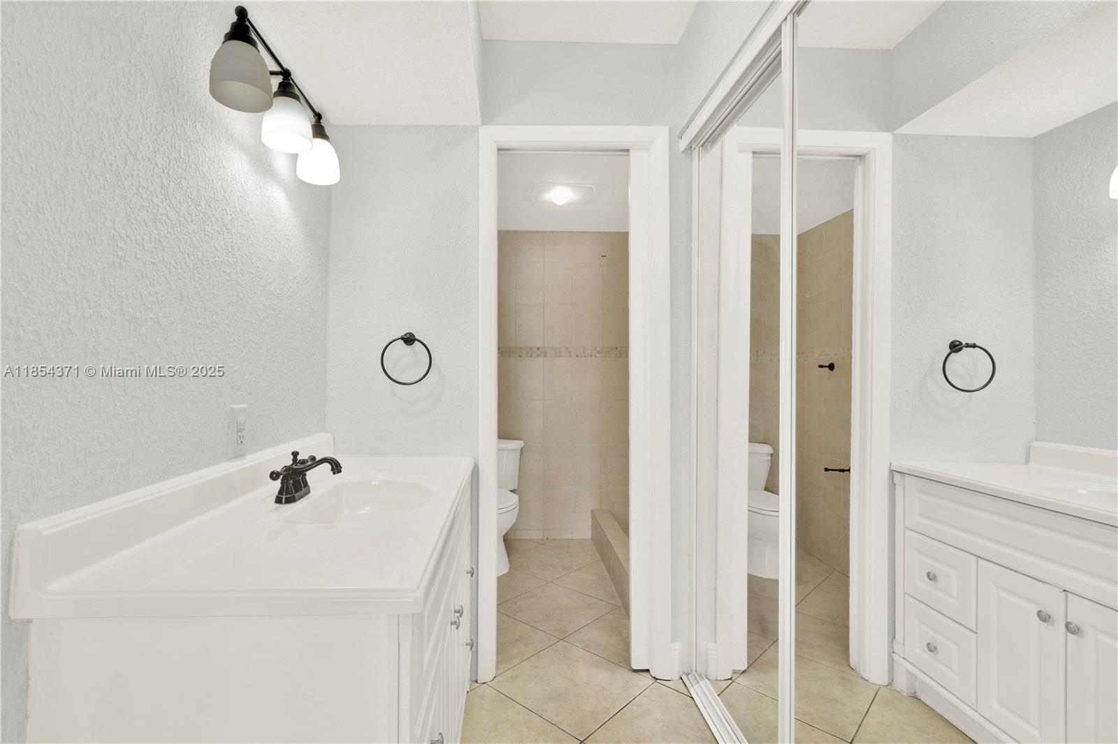 Kings Cove - Residential