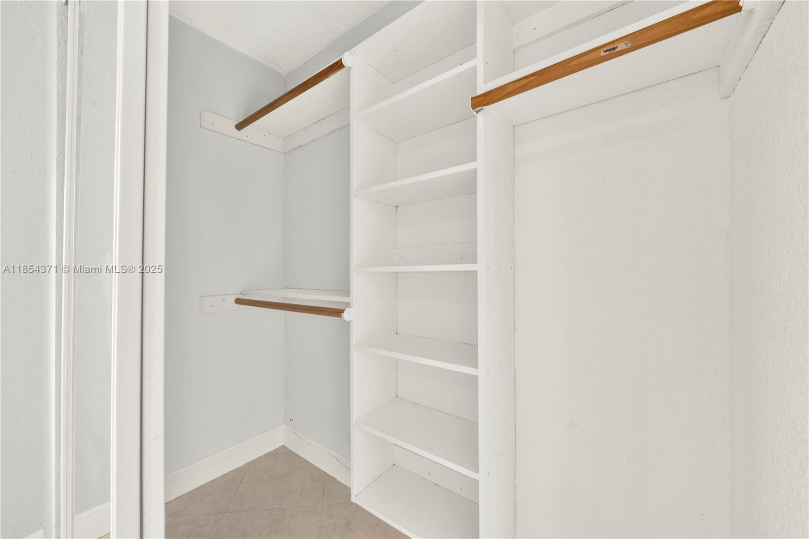 Kings Cove - Residential